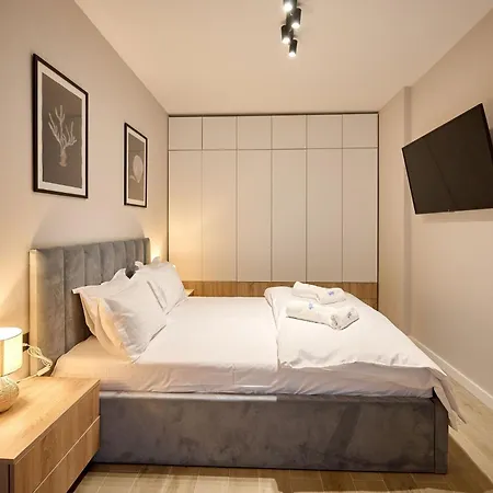 Pearl In Infinity - Parking Apartment Mamaia