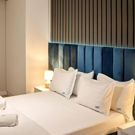 Pearl In Infinity - Parking * Mamaia